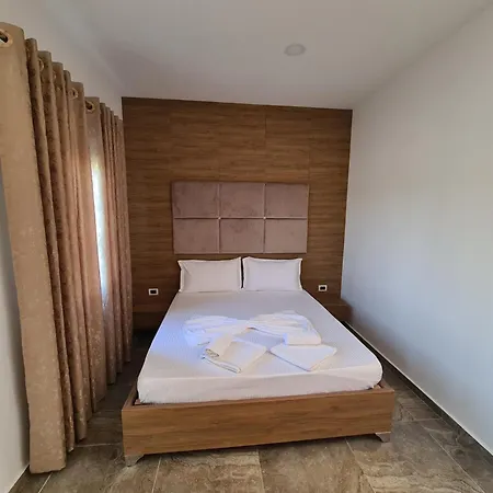 Apartment Kompleksi Kristal *