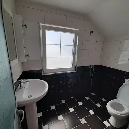 Apartment Kompleksi Kristal